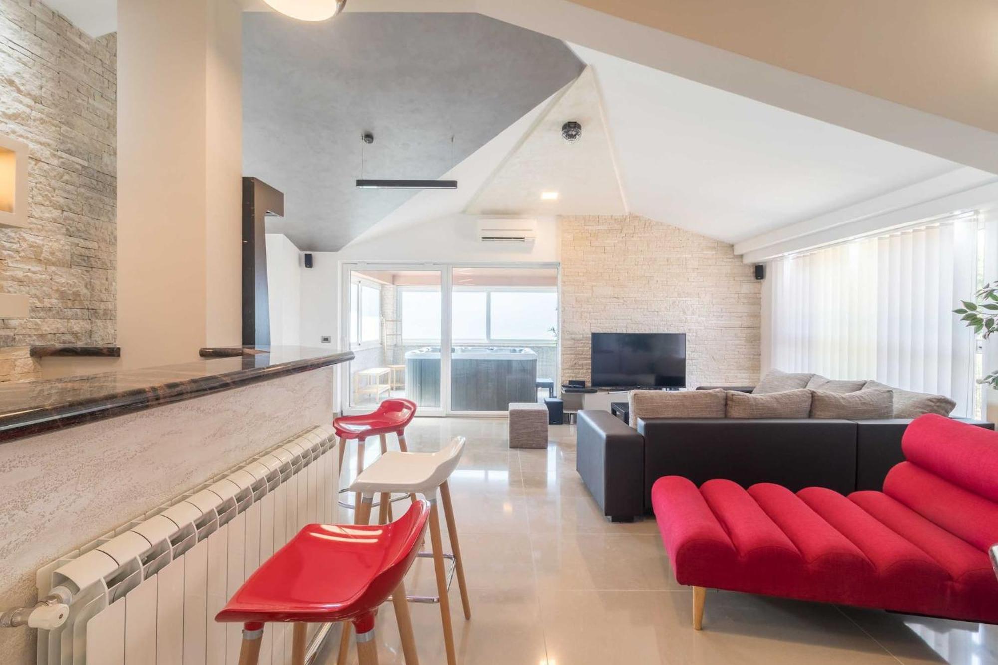 Luxurious Istra Kamen